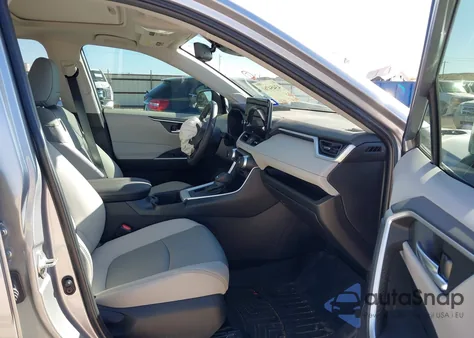 2024 Toyota Rav4 Xle Premium из США, поврежденный, VIN 2T3C1RFV5RC294653